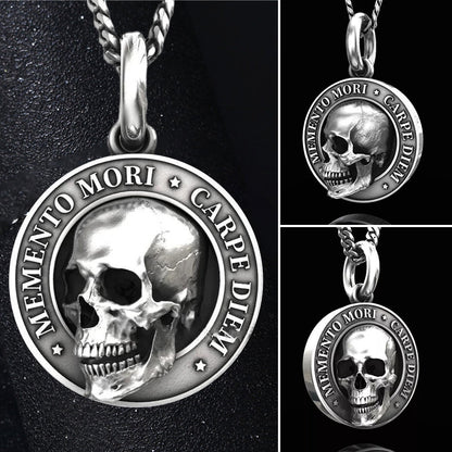 Memento Mori Totenkopf Anhänger