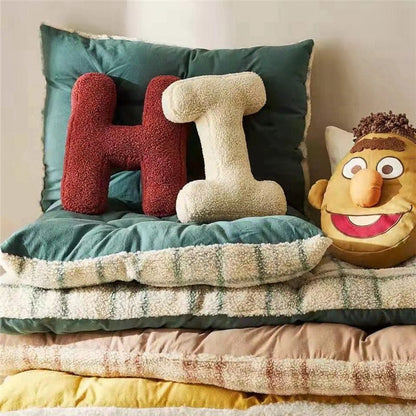 Vivolux | PlushLetter Kissen - Weiches Buchstaben-Kissen für Schlafzimmer und Kinderzimmer