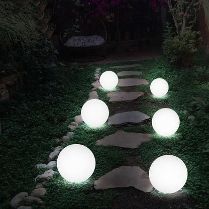 Vivolux | Wetterfestes Kugelförmiges LED Gartenlicht mit 16 Farben und Fernbedienung - Perfekt für Garten, Veranda & Party