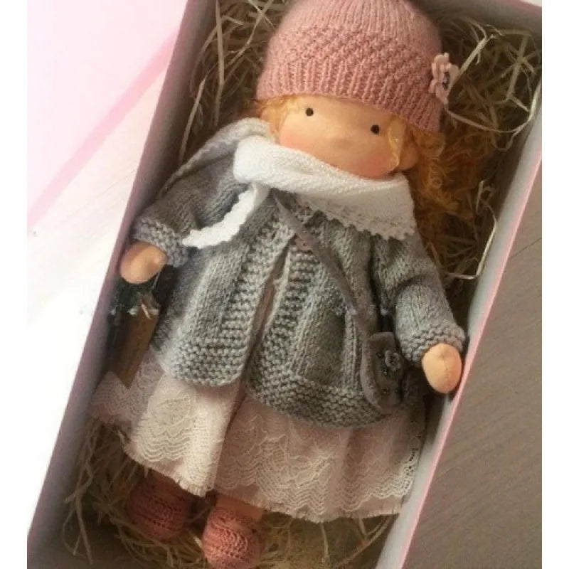 Vivolux | Baumwolle Waldorf-Stil Puppe mit Kawaii-Details und Stoffverpackung