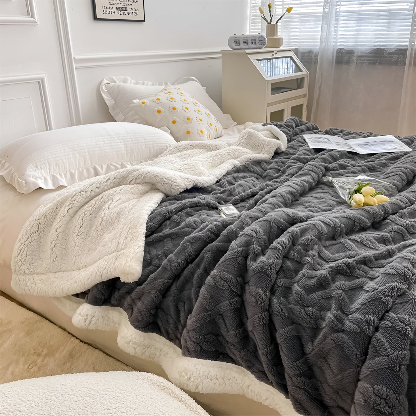 Cuddle - Doppelseitige Kuschelige  Fleecedecke für Nächtliche Wärme mit Stil