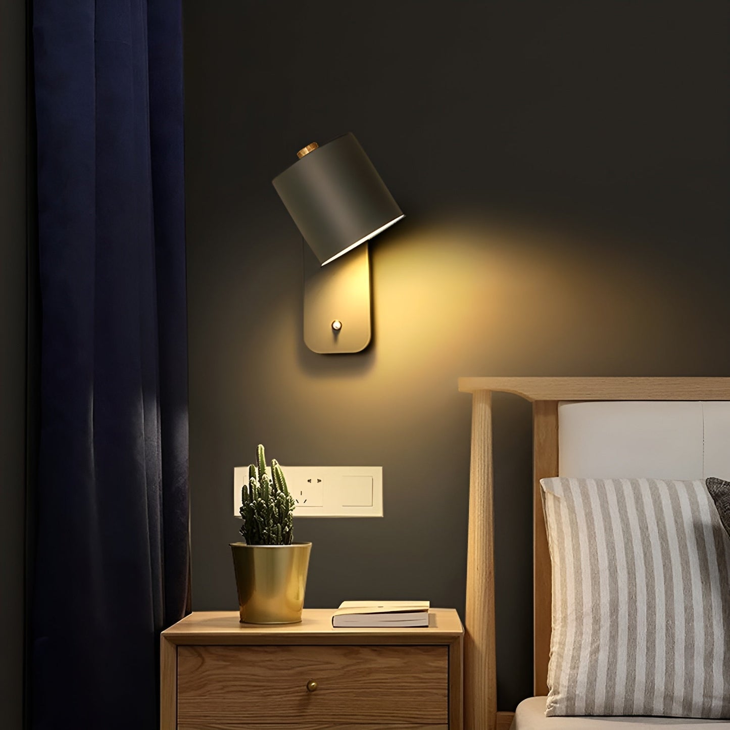 Vivolux | EasyPush WallLight - Drehbare Mini Cylinder LED Lampe
