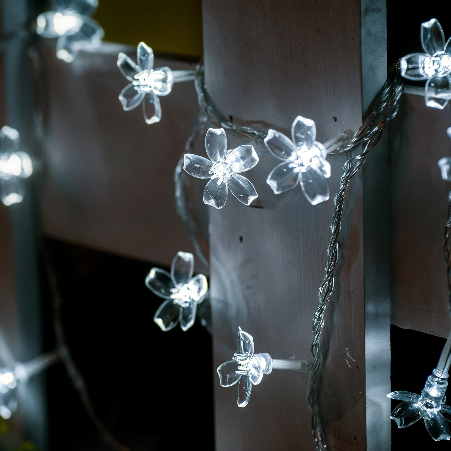 Vivolux | Sparkle Lichterkette - Dekorative Kugel, Blumen, Stern, Schneeflocke LED Lichterkette
