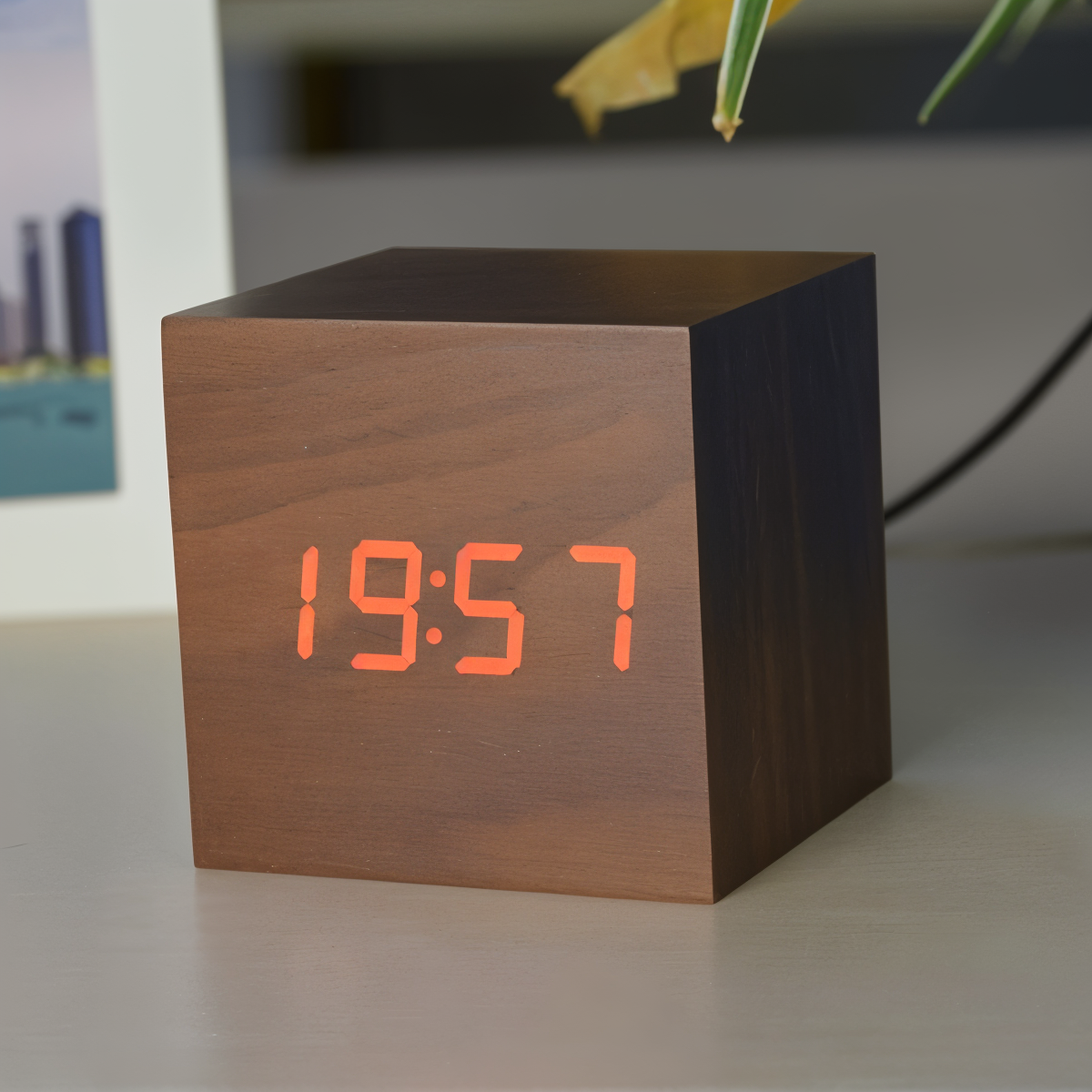Vivolux | Digitale LED-Wecker - Würfeluhr - Holzuhr