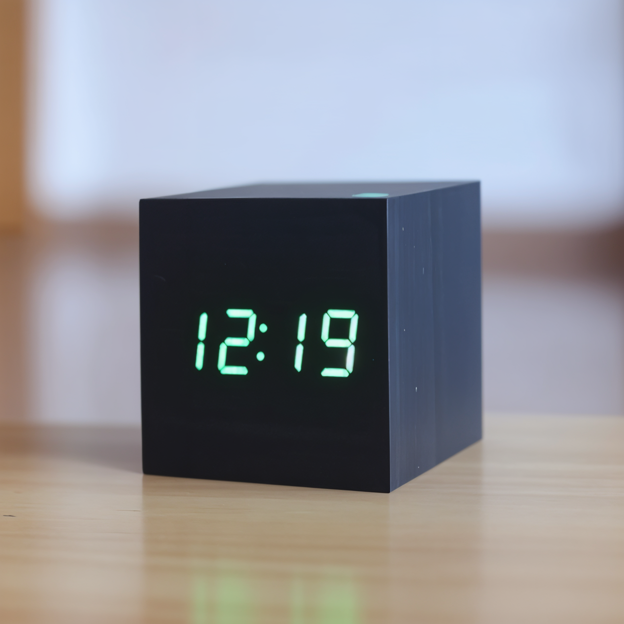 Vivolux | Digitale LED-Wecker - Würfeluhr - Holzuhr