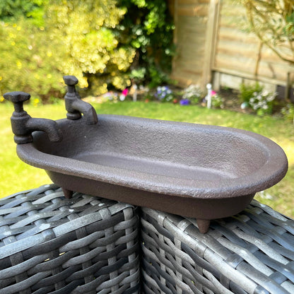 Vivolux | Bath Tub Cast Iron Garden Bird Feeder