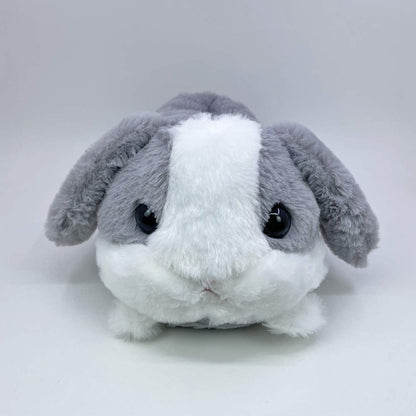 Niedliche Kaninchen Hausschuhe für den Winter, perfekt für drinnen und als gemütliche Bodenbekleidung.