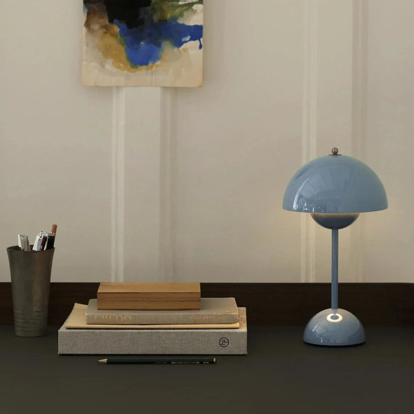 Stijlvolle Auroraglo Led-Tischlampe Für Das Wohnzimmer