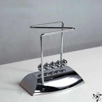 Vivolux | Newton's Pendel Form Z