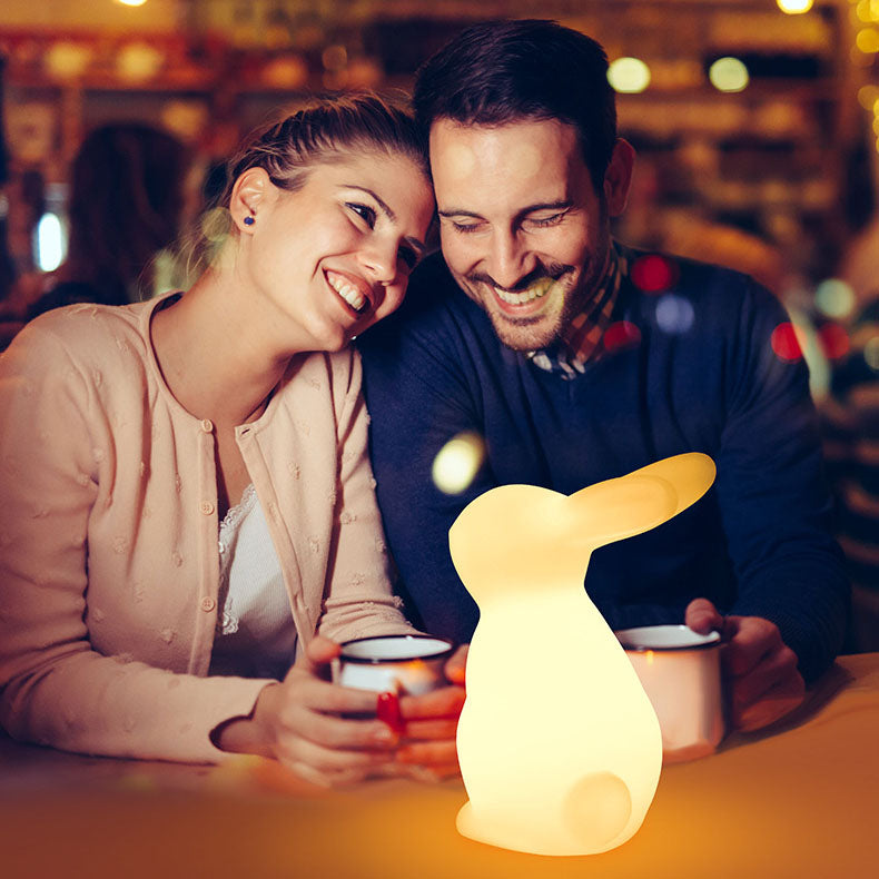 Vivolux | Zeitgenössische kreative Rabbit PE LED Tischlampe für das Schlafzimmer