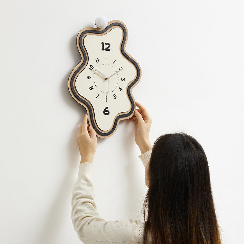 Vivolux | Kreative unregelmäßige Wanddekoration Silent Clock