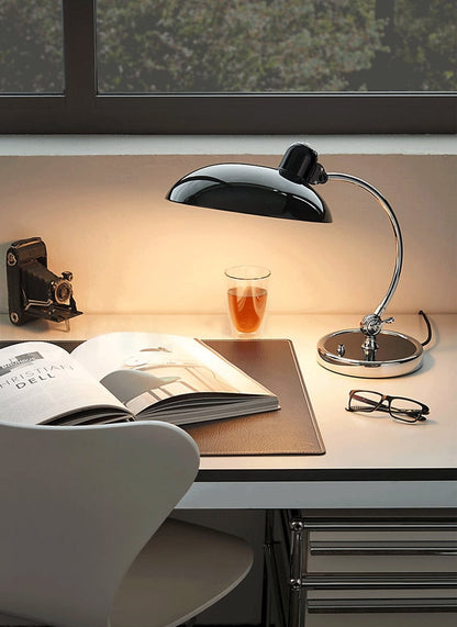 Vivolux | Bauhaus KI Klassische Tischlampe Replik