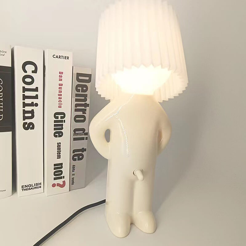 Vivolux | Kleiner Ungezogener Junge Tischlampe