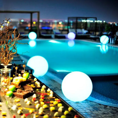 Vivolux | Wetterfestes Kugelförmiges LED Gartenlicht mit 16 Farben und Fernbedienung - Perfekt für Garten, Veranda & Party