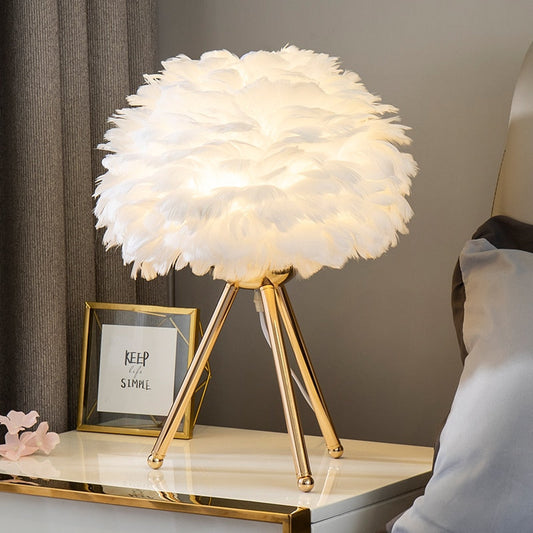 Vivolux | Romantische Feder Tischlampe Moderne Nachttischlampe Wohnzimmer Kaffeehaus Dekoration Hochzeit Weihnachtsgeschenk Straußfeder Licht