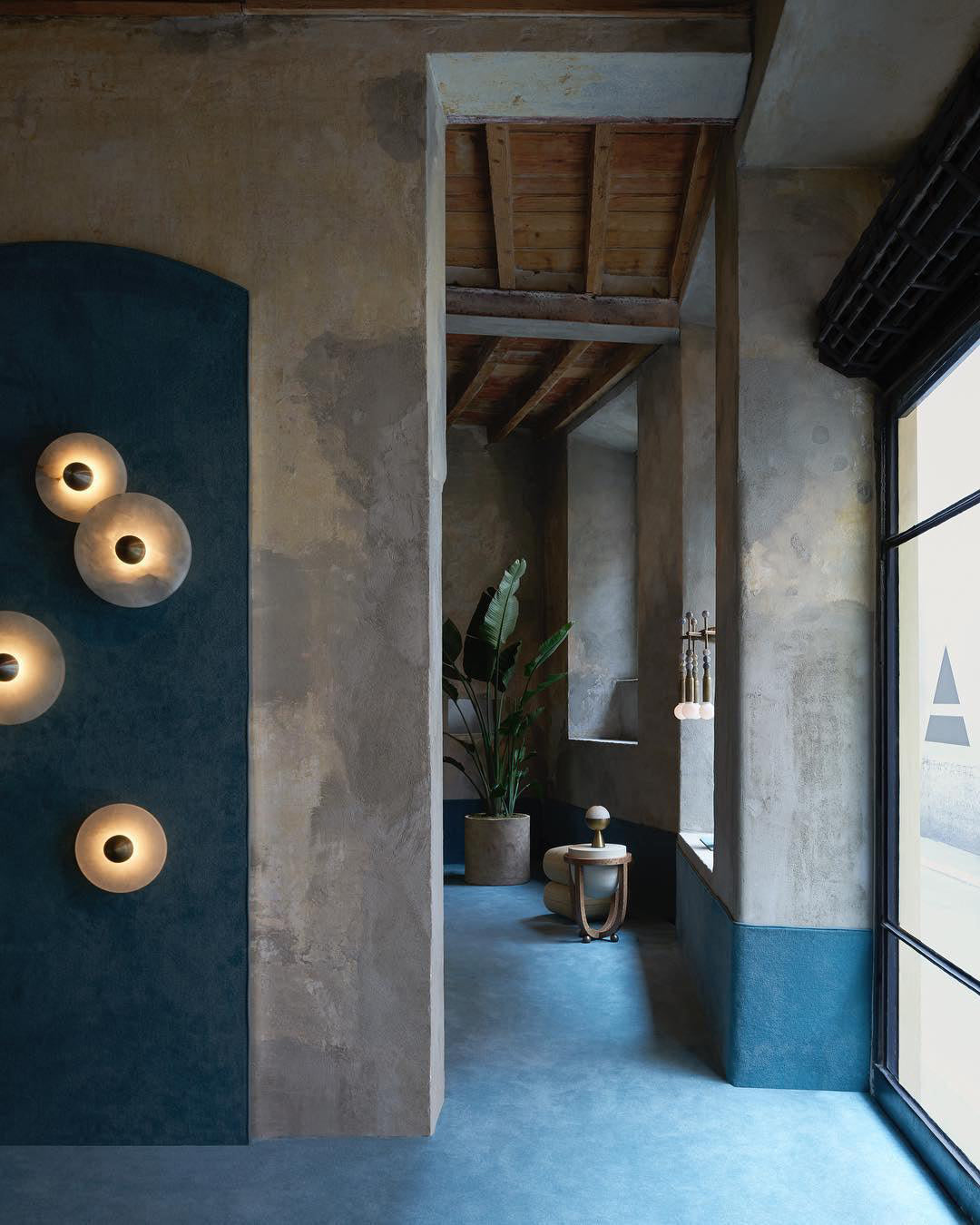 Vivolux | Designer Wandleuchte mit Marmorakzent