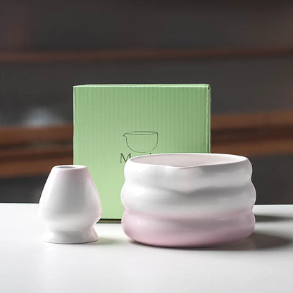 Traditionelle Japanische Matcha-Schüssel mit Ausguss und Whiskhalter – Keramik Teezeremonie Set in Elegantem Farbverlauf-1