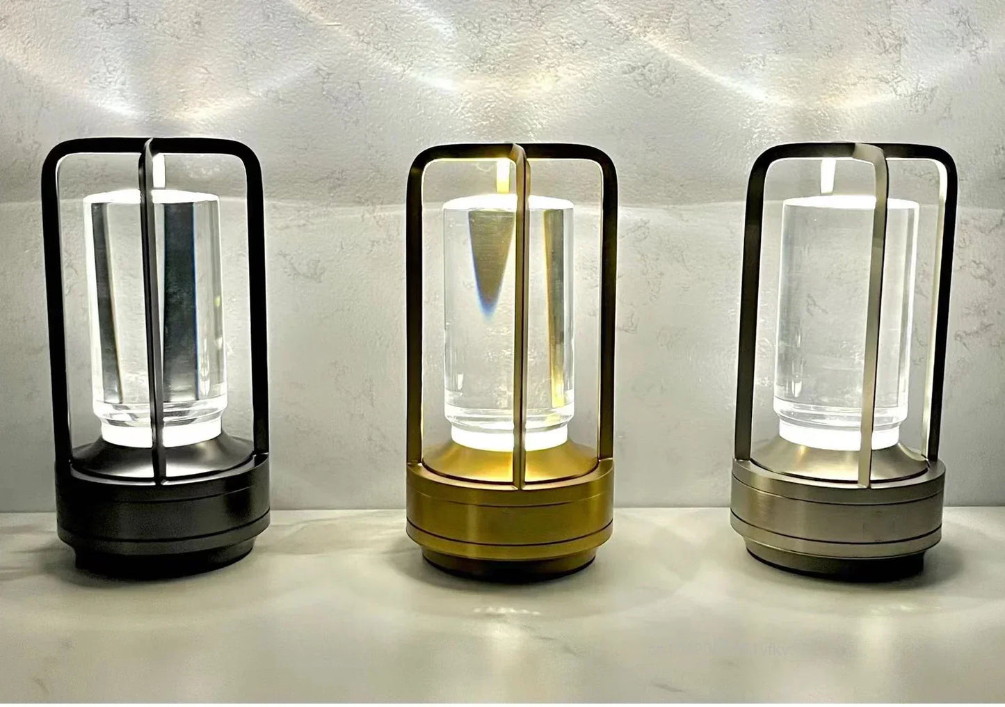 Vivolux | – Tragbare kabellose LED-Laterne mit Ladestation