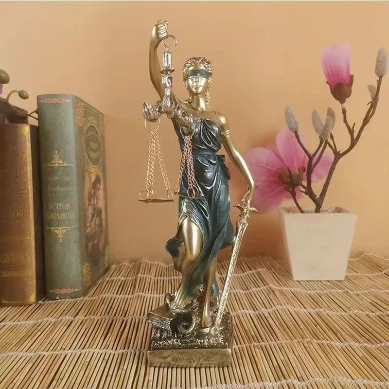 Vivolux | ERMAKOVA Europäische antike Bronze griechische Gerechtigkeit Göttin Statue Fair Angels Harz Skulptur Ornamente Desktop Home Dekoration Geschenk