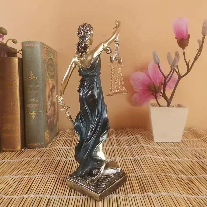 Vivolux | ERMAKOVA Europäische antike Bronze griechische Gerechtigkeit Göttin Statue Fair Angels Harz Skulptur Ornamente Desktop Home Dekoration Geschenk