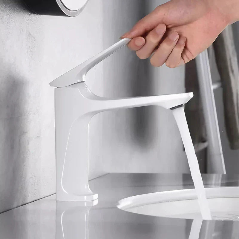 Vivolux | Elegante Badezimmerarmatur - mit Einhebel für zeitlosen Komfort