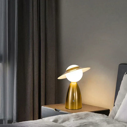 Vivolux | Akku-Tischlampe Mann mit Mütze