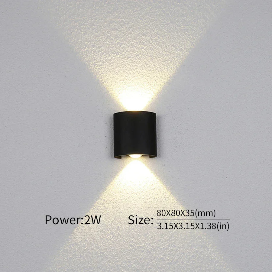 Moderne Beleuchtung, Innen- oder Außenbereich: Die vielseitige LED-Wandleuchte