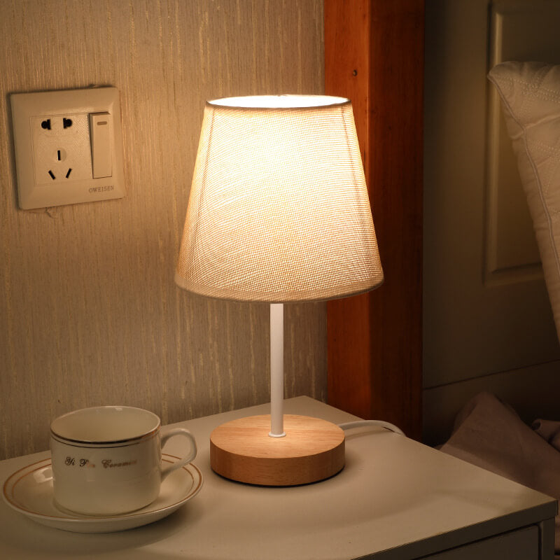 Vivolux | Nordic Vintage Stoff Cone Massivholz LED Tischlampe