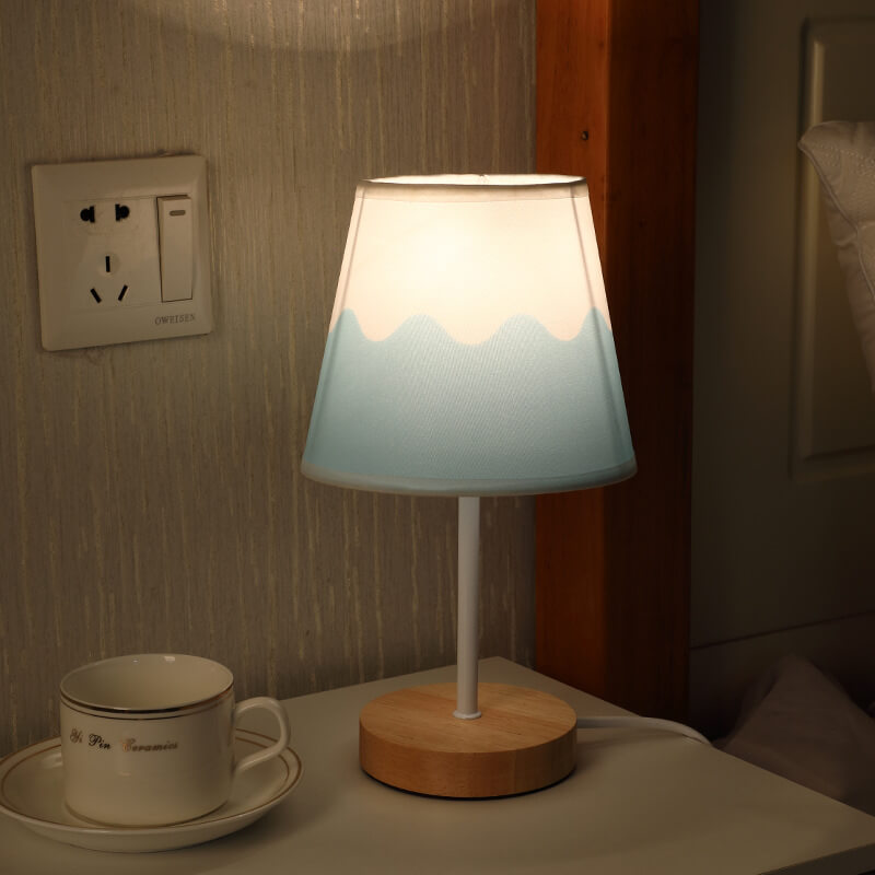 Vivolux | Nordic Vintage Stoff Cone Massivholz LED Tischlampe
