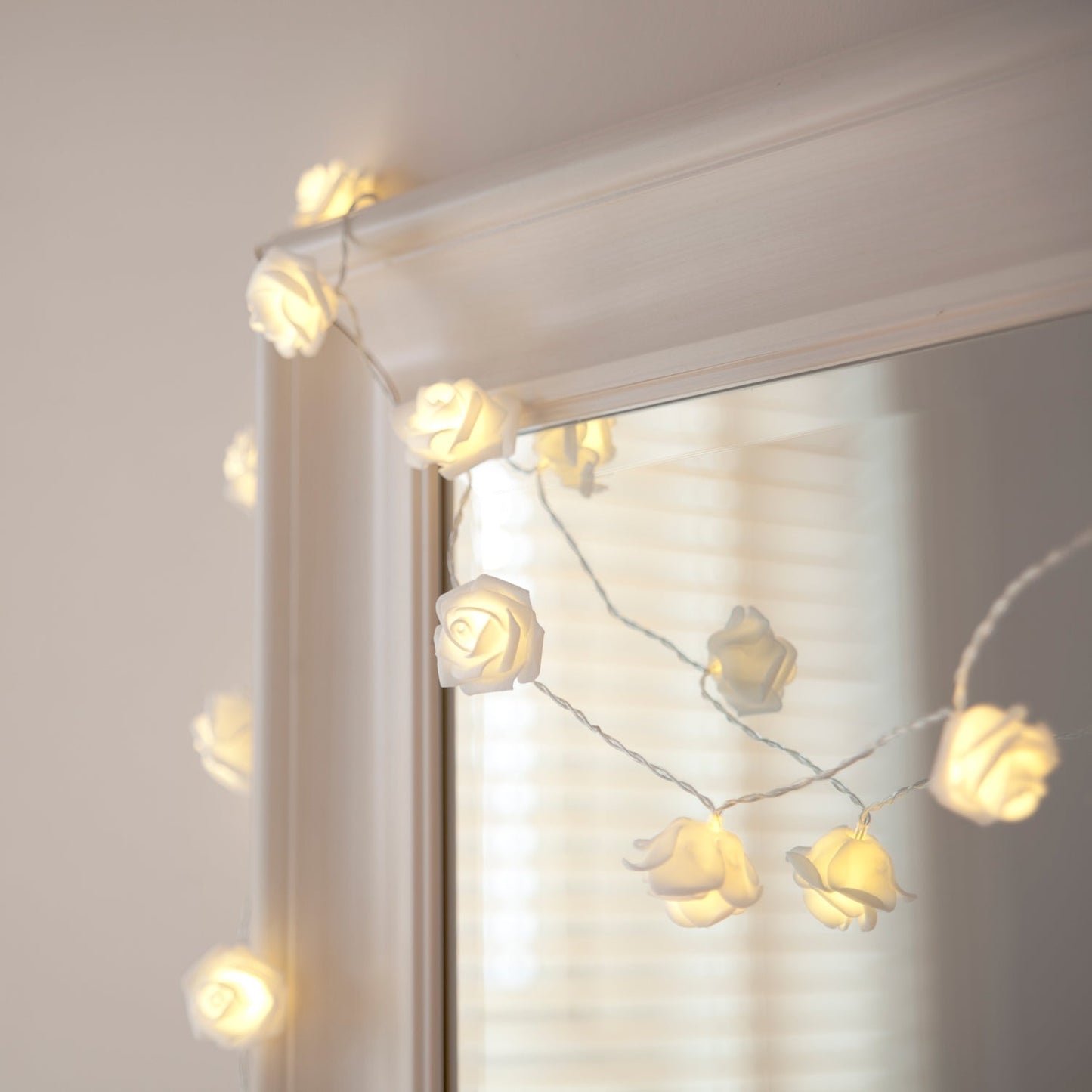Vivolux | 30er LED Rosen Lichterkette  warmweiß