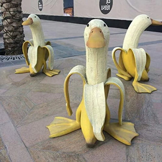Vivolux | Bananen-Enten-Skulptur | Verspielte Gartendekoration!