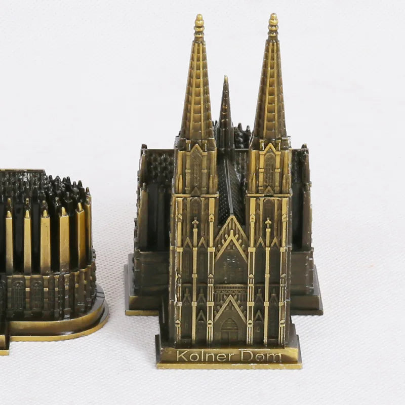 Vivolux | Cologne Cathedral Model Metal Antique Bronze Germany Kölner Dom Building Figurine World Famous Landmark Architecture Decoration