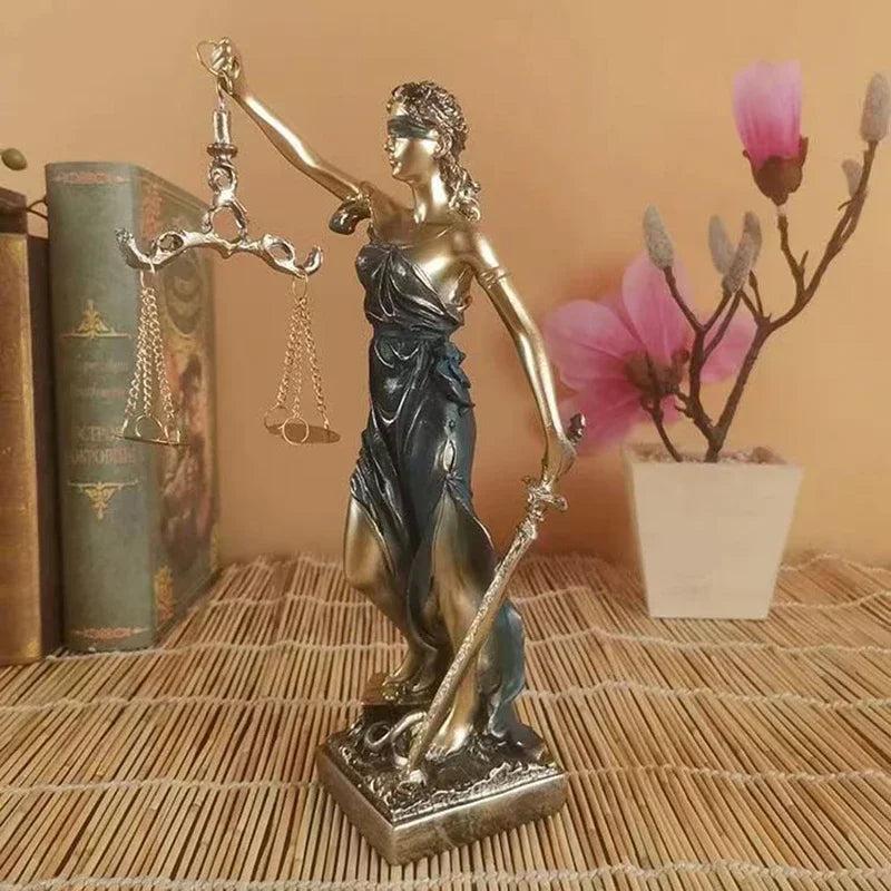 Vivolux | ERMAKOVA Europäische antike Bronze griechische Gerechtigkeit Göttin Statue Fair Angels Harz Skulptur Ornamente Desktop Home Dekoration Geschenk