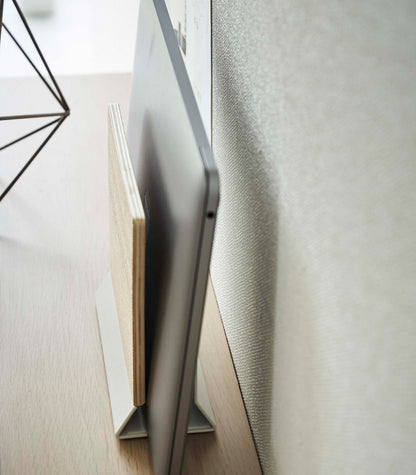 Vivolux | Slim Laptop Stand - Stahl + Holz