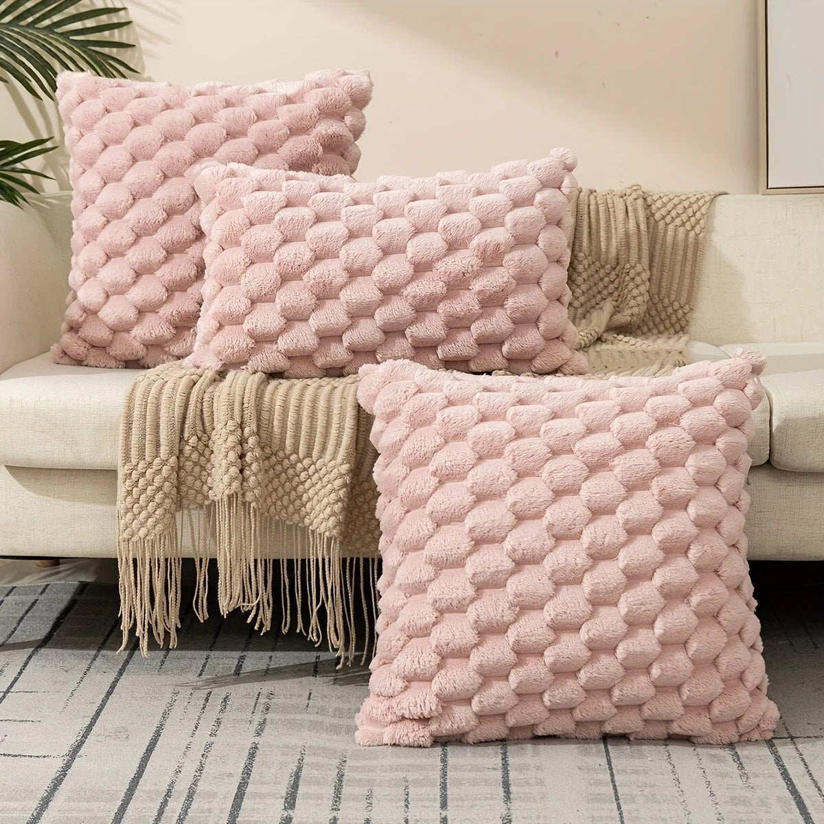 Vivolux | Stricken Throw Square Kissen