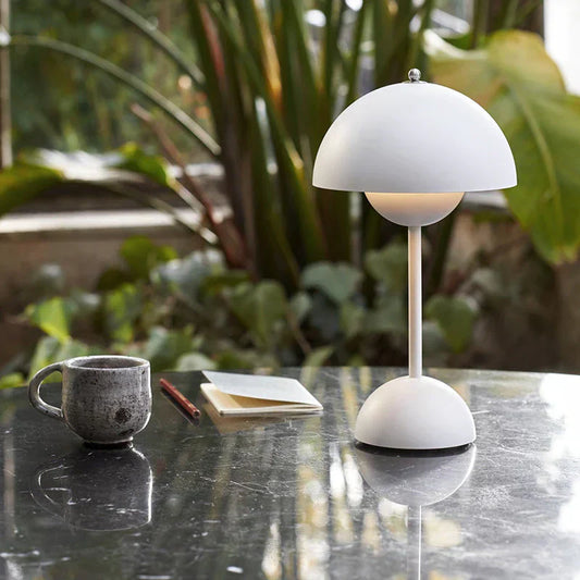 Vivolux | LunarGlow - LED-Tischleuchte für ein stimmungsvolles Interieur