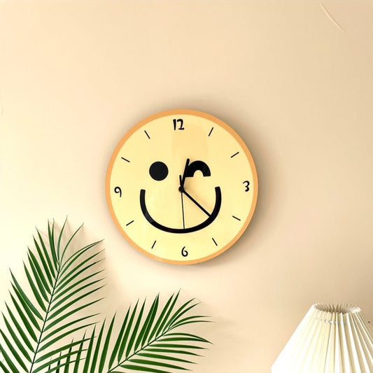 Vivolux | Wanduhr mit gelbem Smiley-Cartoon