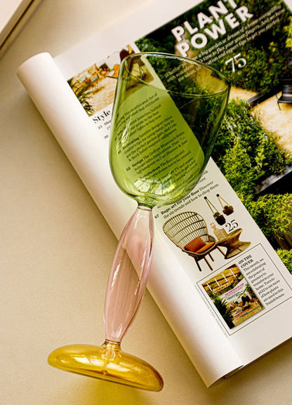 Vivolux | Kelch und Karaffe aus farbigem Glas von Phillips