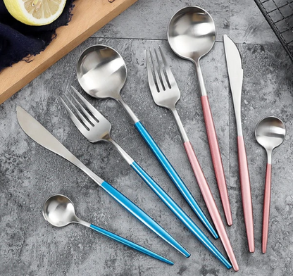 LUXURIÖSES EDELSTAHL-24-TEILIGES GOLD-SILBER-BESTECK-SET