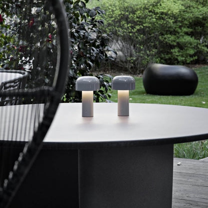 Vivolux | Elegante Tragbare LED Tischlampe mit Farb-einstellungen