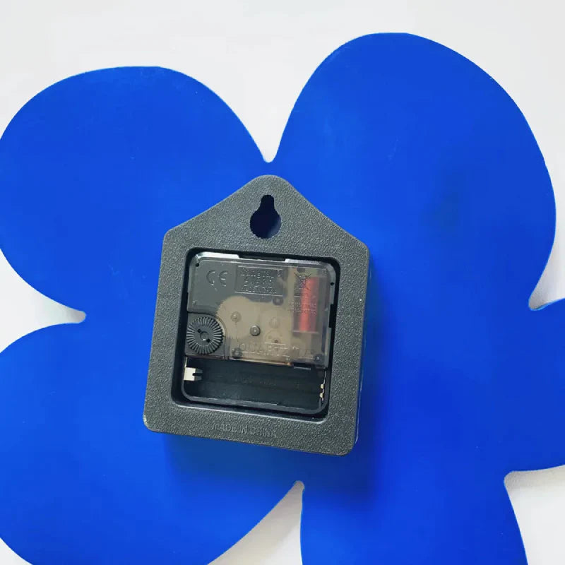 Vivolux | Klein Blaue Geometrische Wanduhr