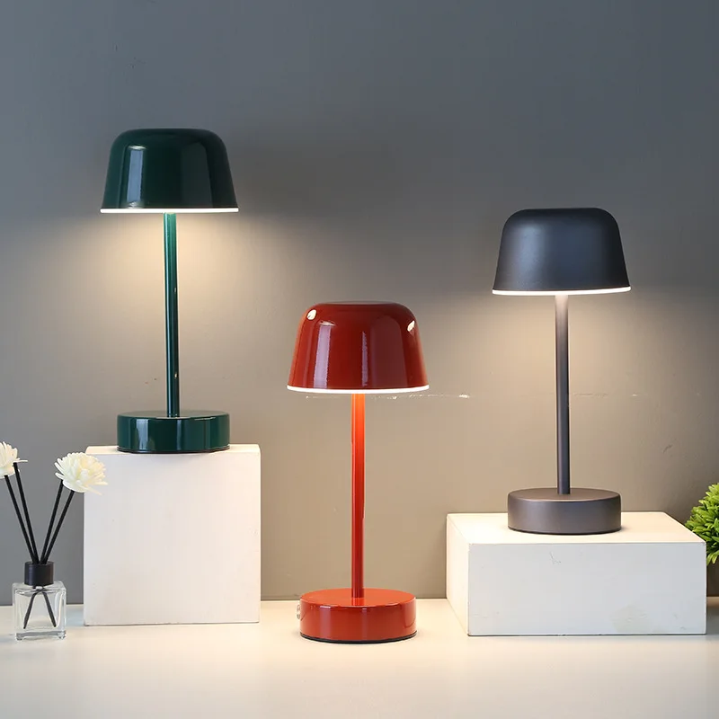 Vivolux | PRISMA PULSE FLARE – Dynamische LED Tischlampe