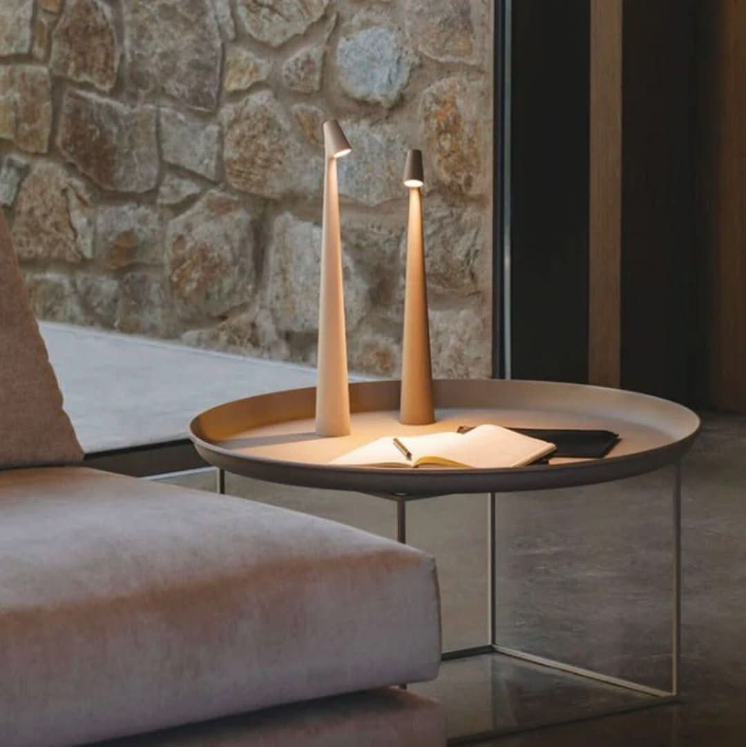 Vivolux | Nordic Minimalistisches Design Stimmungslicht | Kabellos | LED | Leselampe | Tischlampe