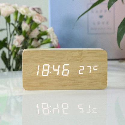 Vivolux | Minimalistische LED-Uhr | Holz