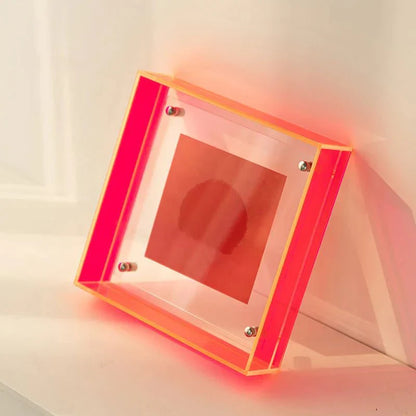 Vivolux | Neon Acryl Schwimmender Bilderrahmen