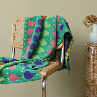 Vivolux | Weiches Kinderhandtuch aus Baumwolle mit Birnen-Motiv