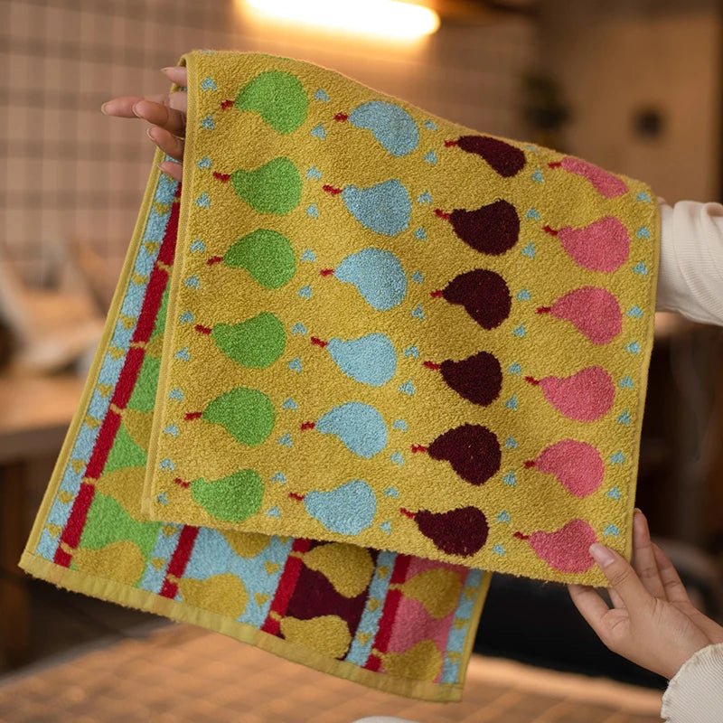 Vivolux | Weiches Kinderhandtuch aus Baumwolle mit Birnen-Motiv