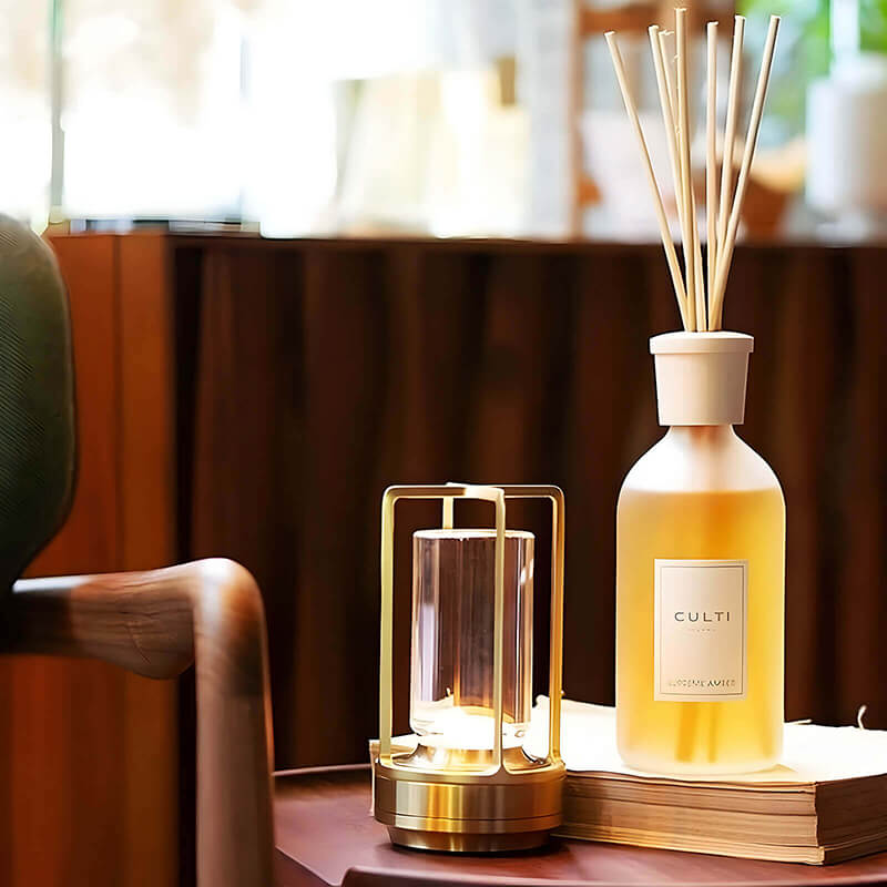 Vivolux | Luxus & Elegant Drahtlose Tischlampe | AuraLux