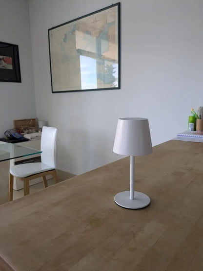 Vivolux | LED Tischlampe – Kabellos, Touch-Bedienung & Dimmbares Licht