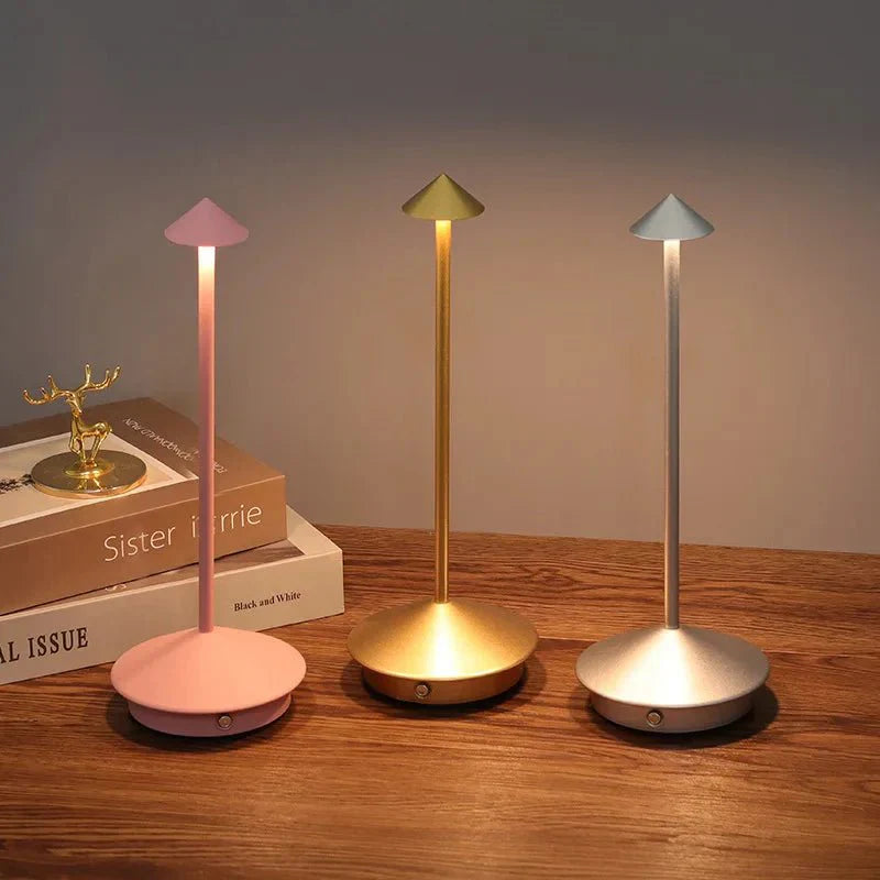 Vivolux | Elegante wiederaufladbare metallische Tischlampe